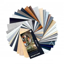 Cover Styl' Boxen und Farbfächer 