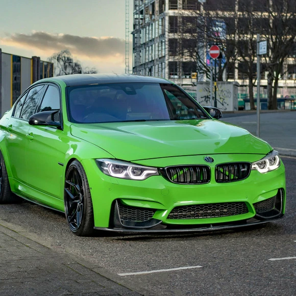 Orafol ORACAL® 970RA+ ProSlide™ Premium Wrapping Cast glanz