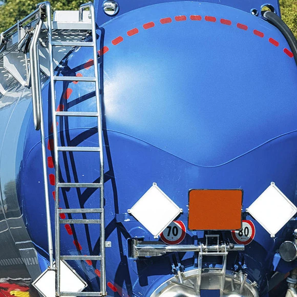 Orafol ORALITE® VC 104+ Tanker Stickers