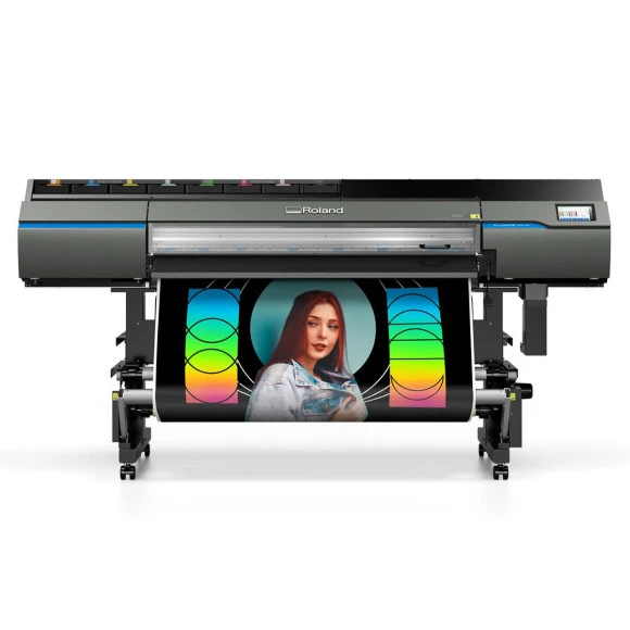 Roland TrueVIS VG3-540 mit Aufwickelvorrichtung