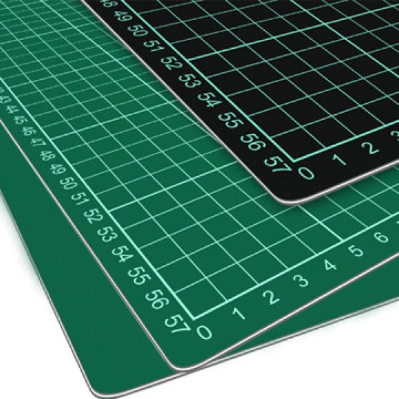  Schneide- und Schreibunterlagen, 3-lagig